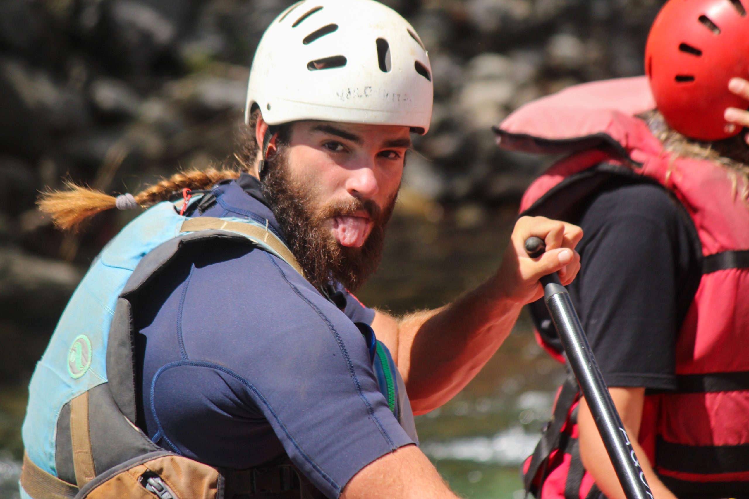 Guías de rafting en el Río Chimehuin, San Martín de los Andes